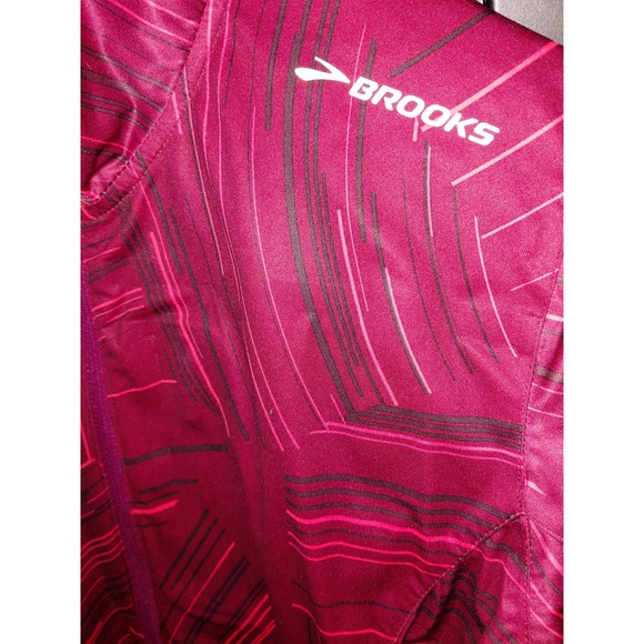 Brooks Womens Run Happy DriLayer Full Zip Running Jacket Burgundy Pink Size M - Picture 3 of 8